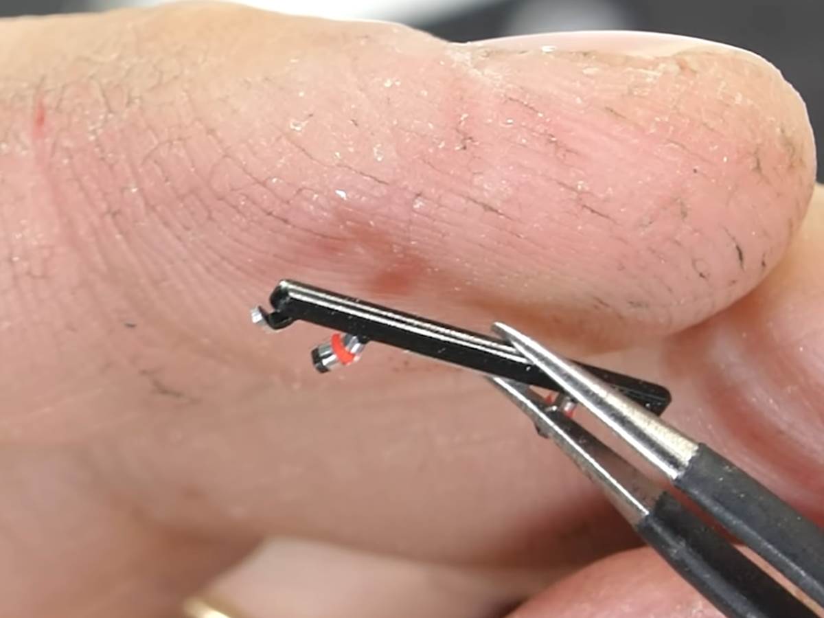 OnePlus 10 Pro pukao na JerryRigEverything testu 4.jpg