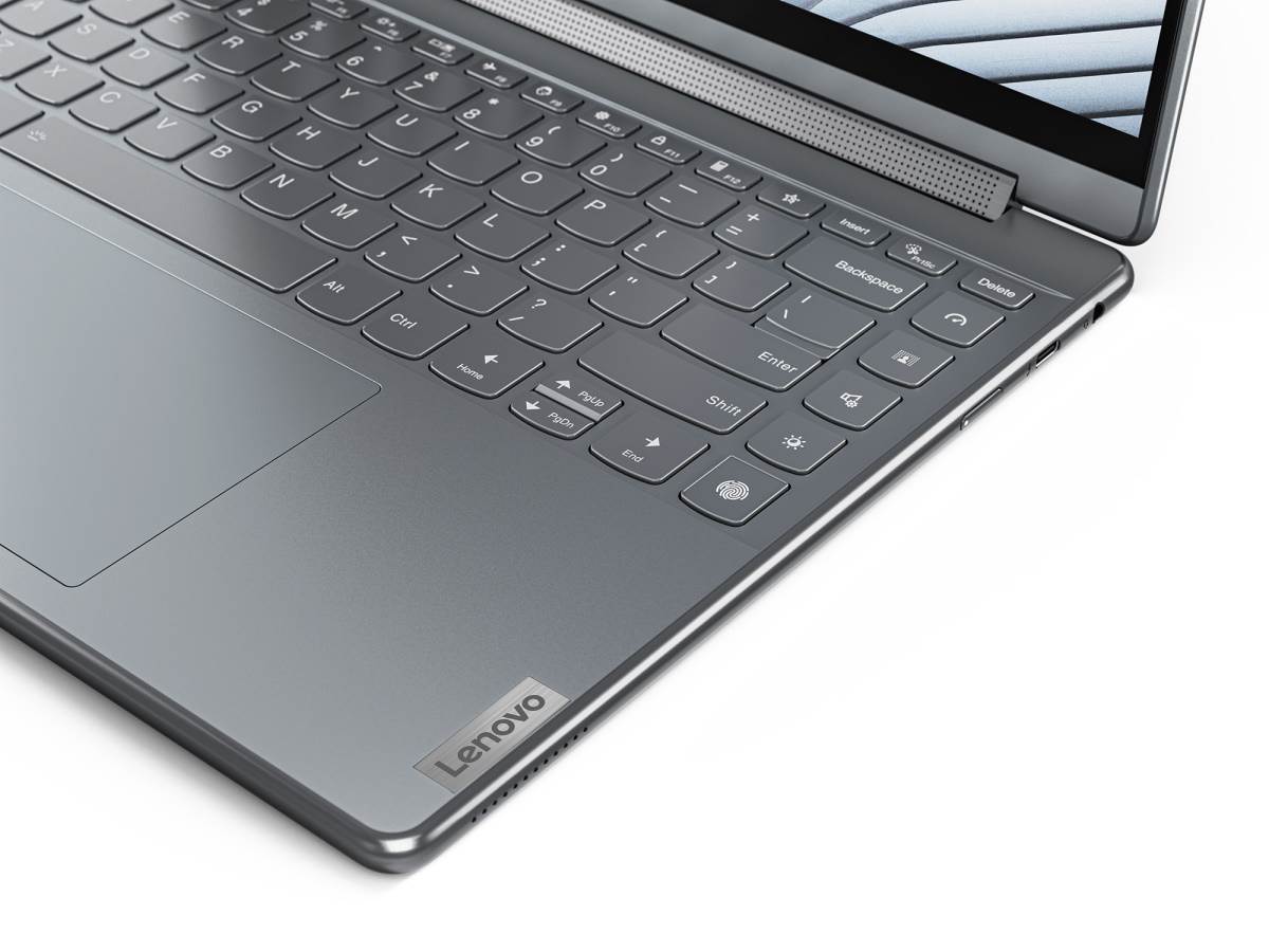 Lenovo Yoga 9i_(14in, 7)_Intel_1-Click Keys_Comfort_Edge.jpg