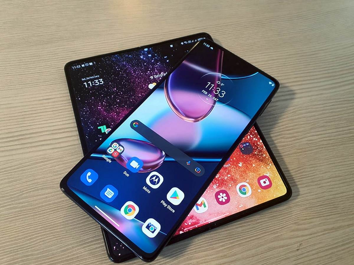 Motorola Edge 30 Pro (1).jpg