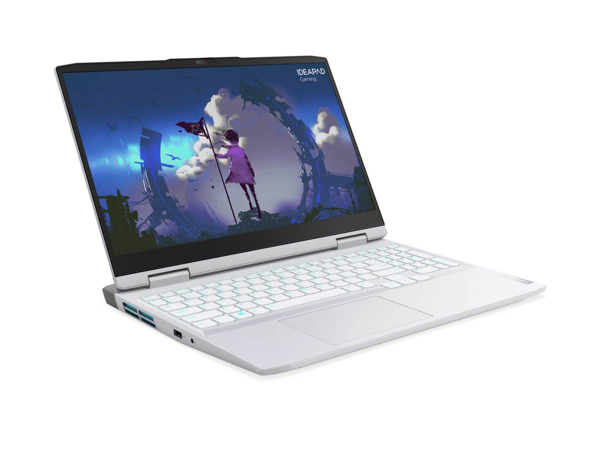 01_IdeaPad_Gaming_3i_Gen7_Front_Facing_LeftW.jpg
