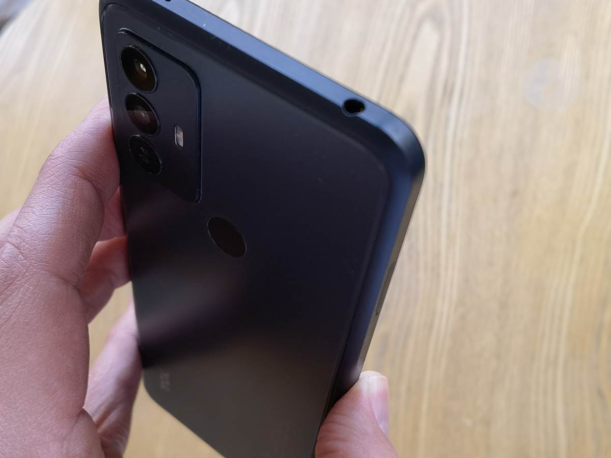 TLC 30 telefoni cene i specifikacije