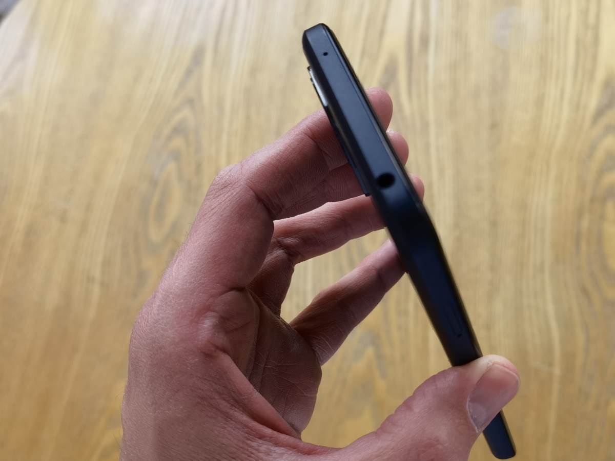 TLC 30 telefoni cene i specifikacije