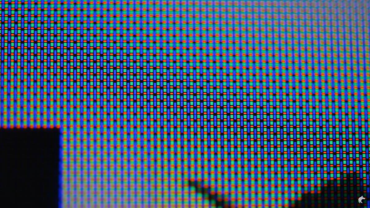 OLED ekran uveličan tako da se vide pojedinačni pikseli