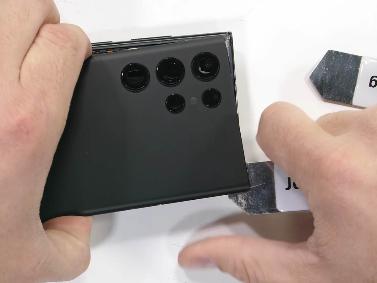 S22 Ultra rastavljanje (1).png