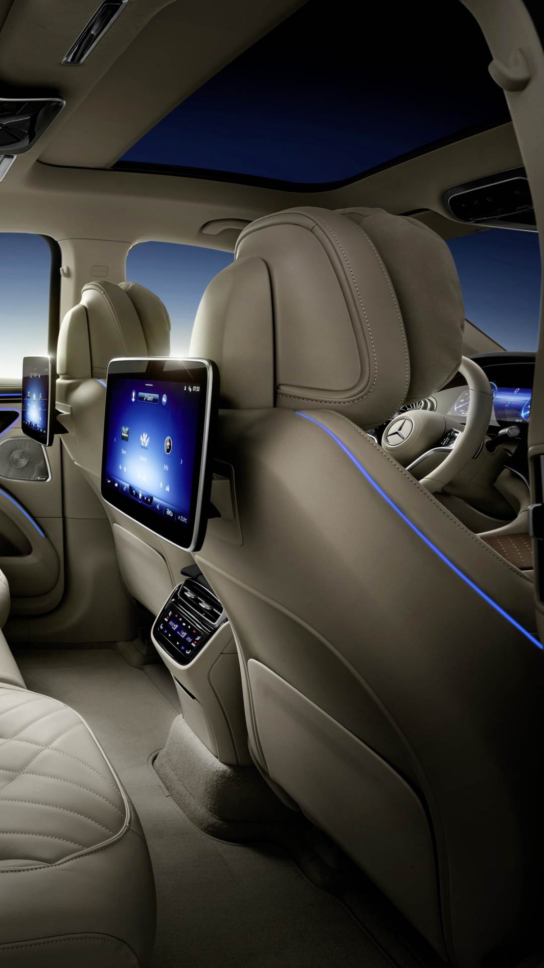 EQS SUV 2023 (14).jpg