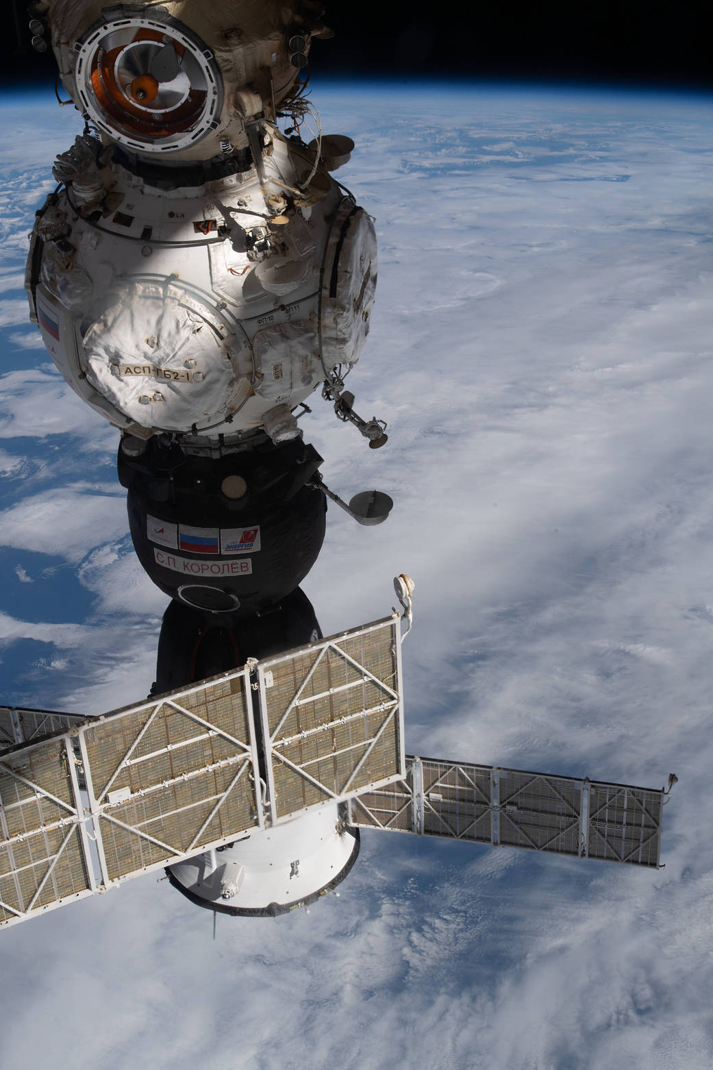 ISS International Space Station 10.jpg