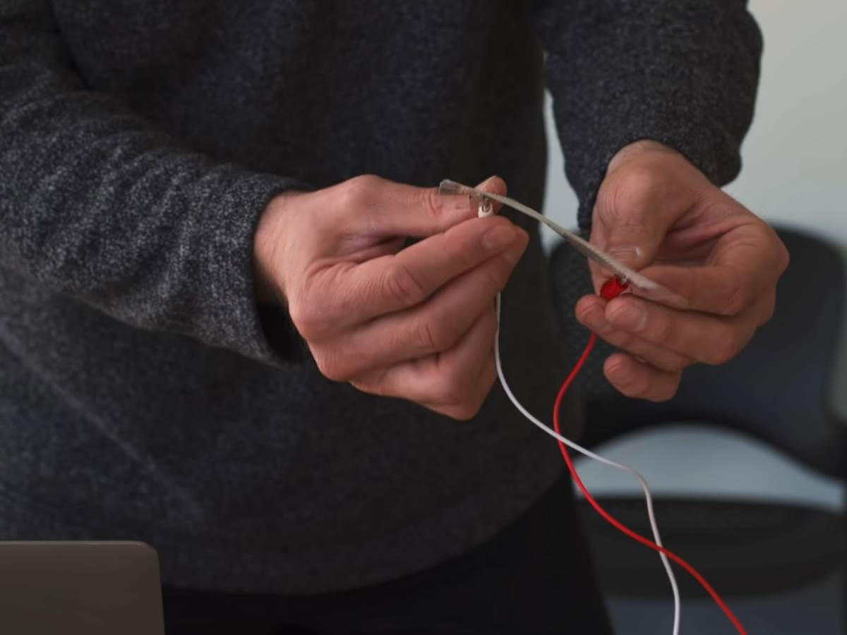 Zvučnik tanak kao papir 6.jpg