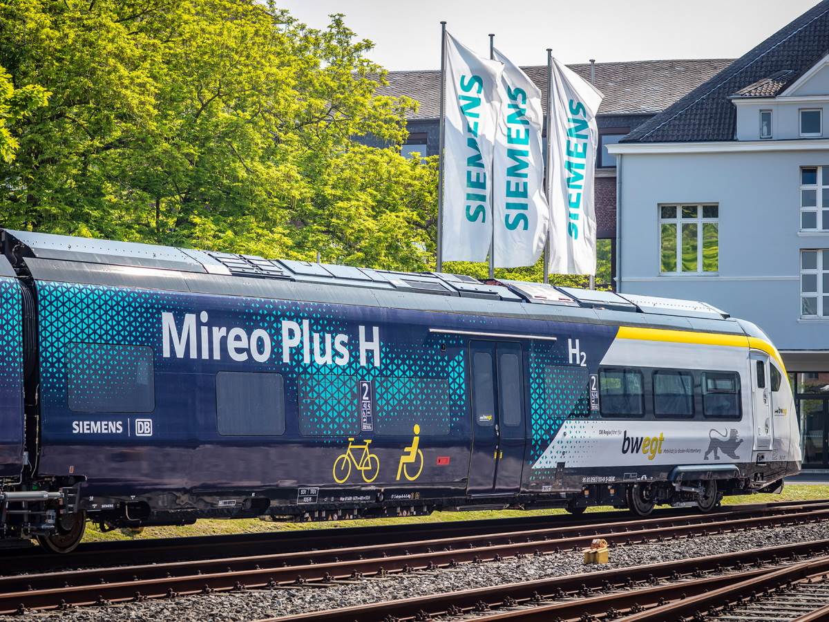 Siemens Mireo Plus H 7.jpg