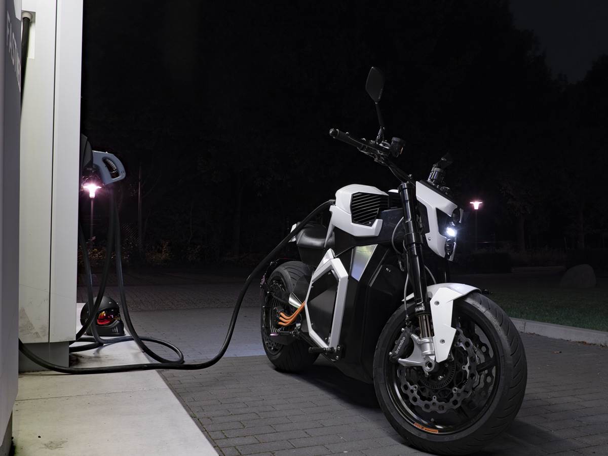 Verge TS električni motocikl 7.jpg