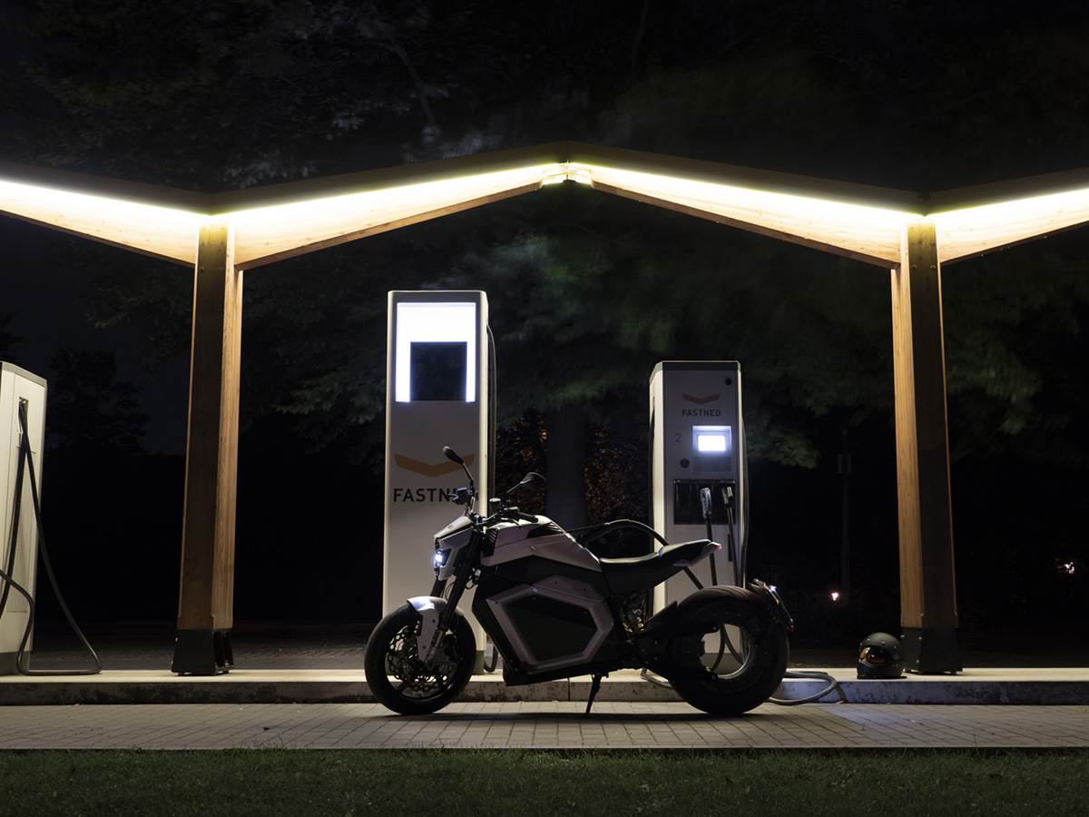 Verge TS električni motocikl 8.jpg