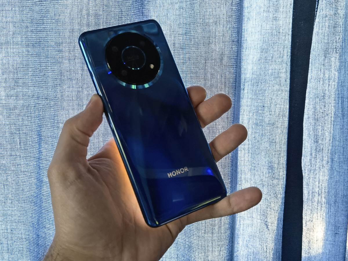 HONOR Magic4 Lite 4.jpg