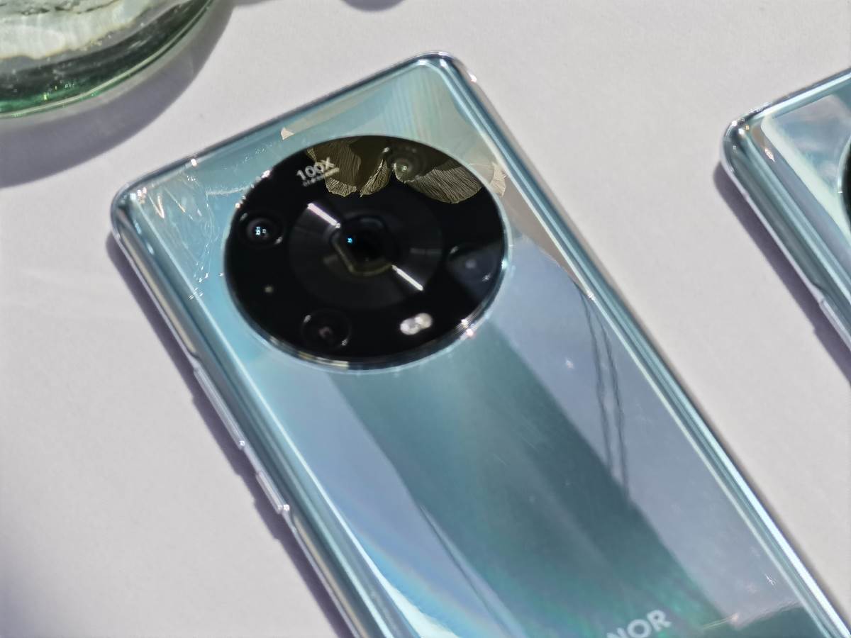 HONOR Magic4 Pro uživo (6).jpg