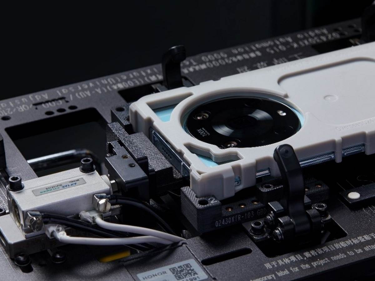 HONOR Magic4 Pro proizvodnja 1.jpg