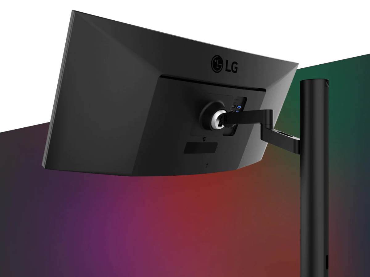 LG UltraWide Ergo 34WP88C-B monitor opis 7.jpg