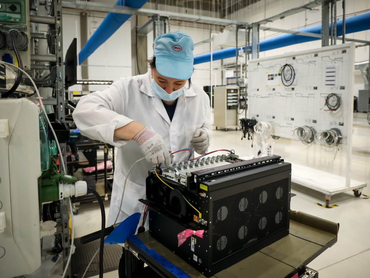 Huawei 5G Fabrika Mađarska Kako Izgleda (52).jpg