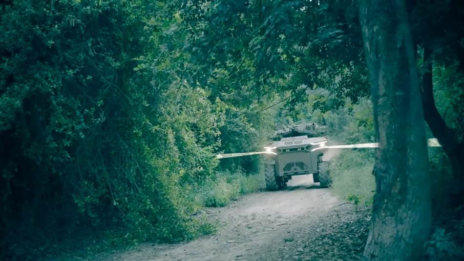 Izraelski autonomni tenk M-RCV 4.jpg