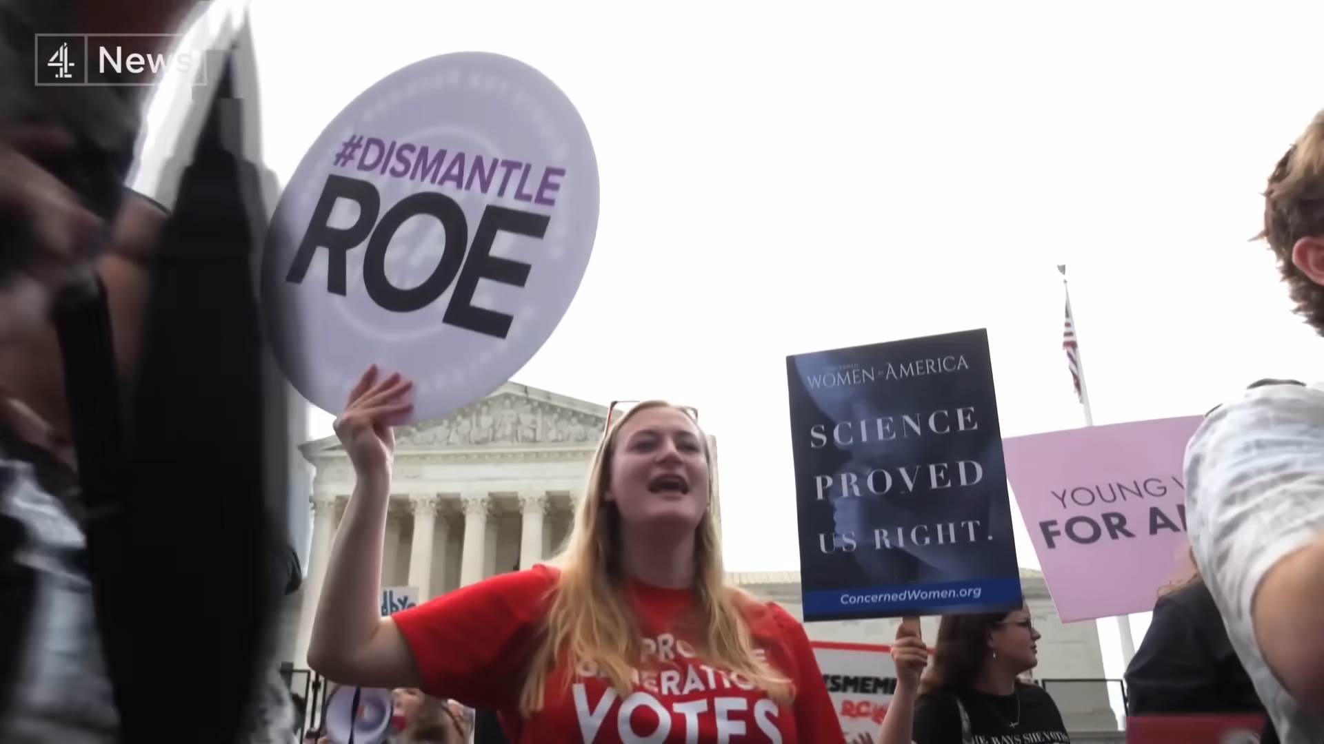 Rou protiv Vejda protest 1.png