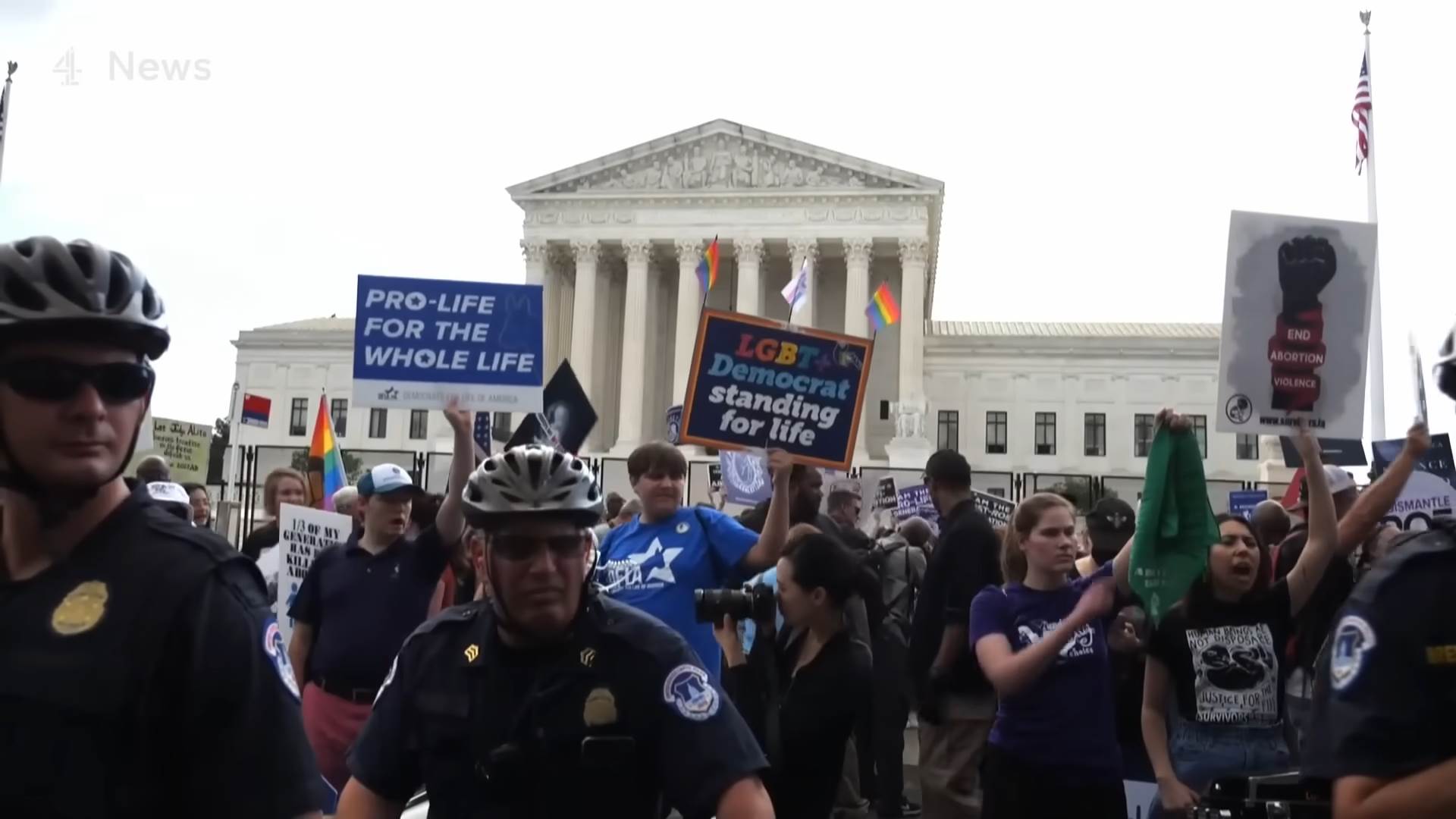 Rou protiv Vejda protest 3.png