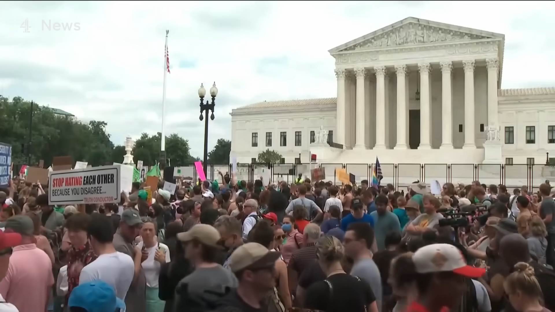 Rou protiv Vejda protest 6.png