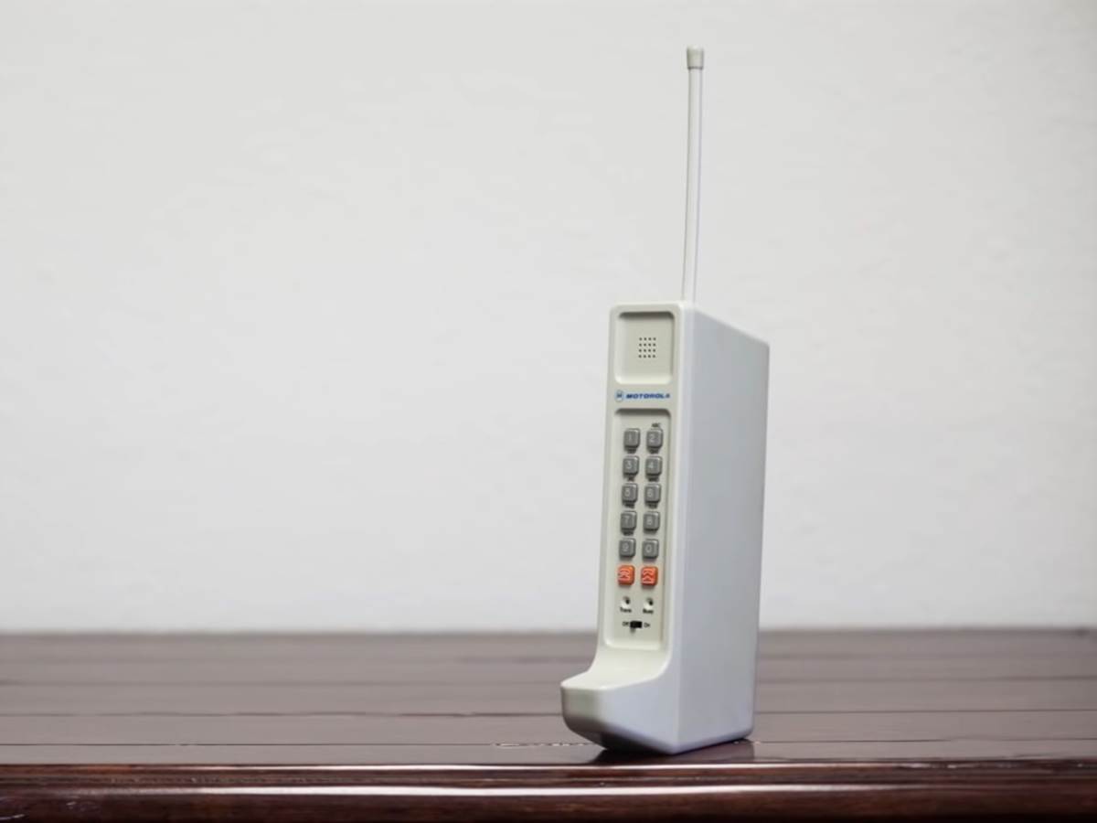 The Cell Phone _ INVENTORS _ PBS Digital Studios 0-38 screenshot.jpg