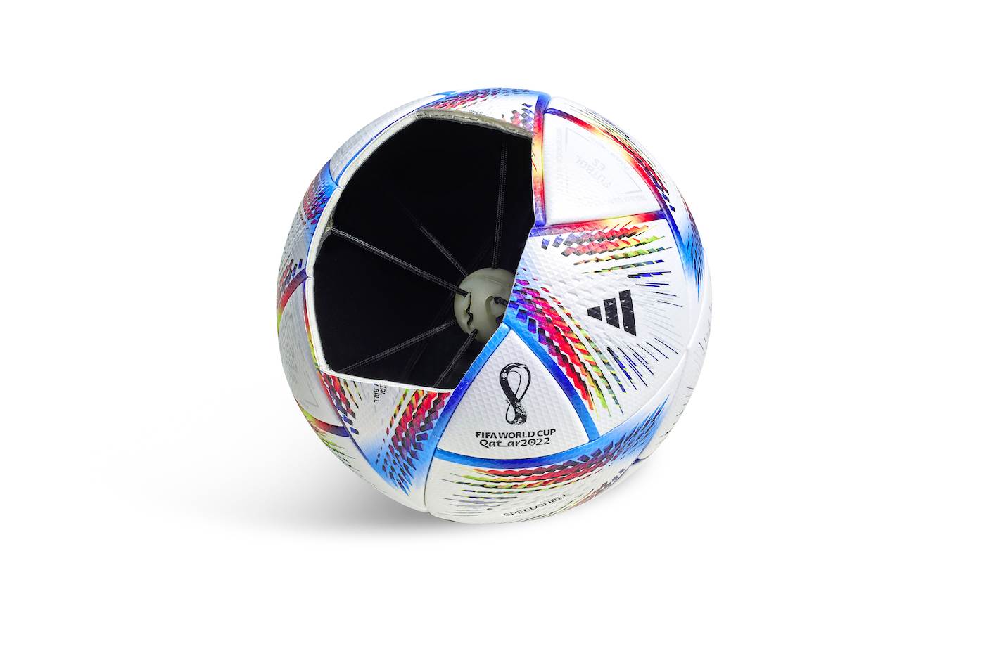 Al Rihla lopta 2.jpg