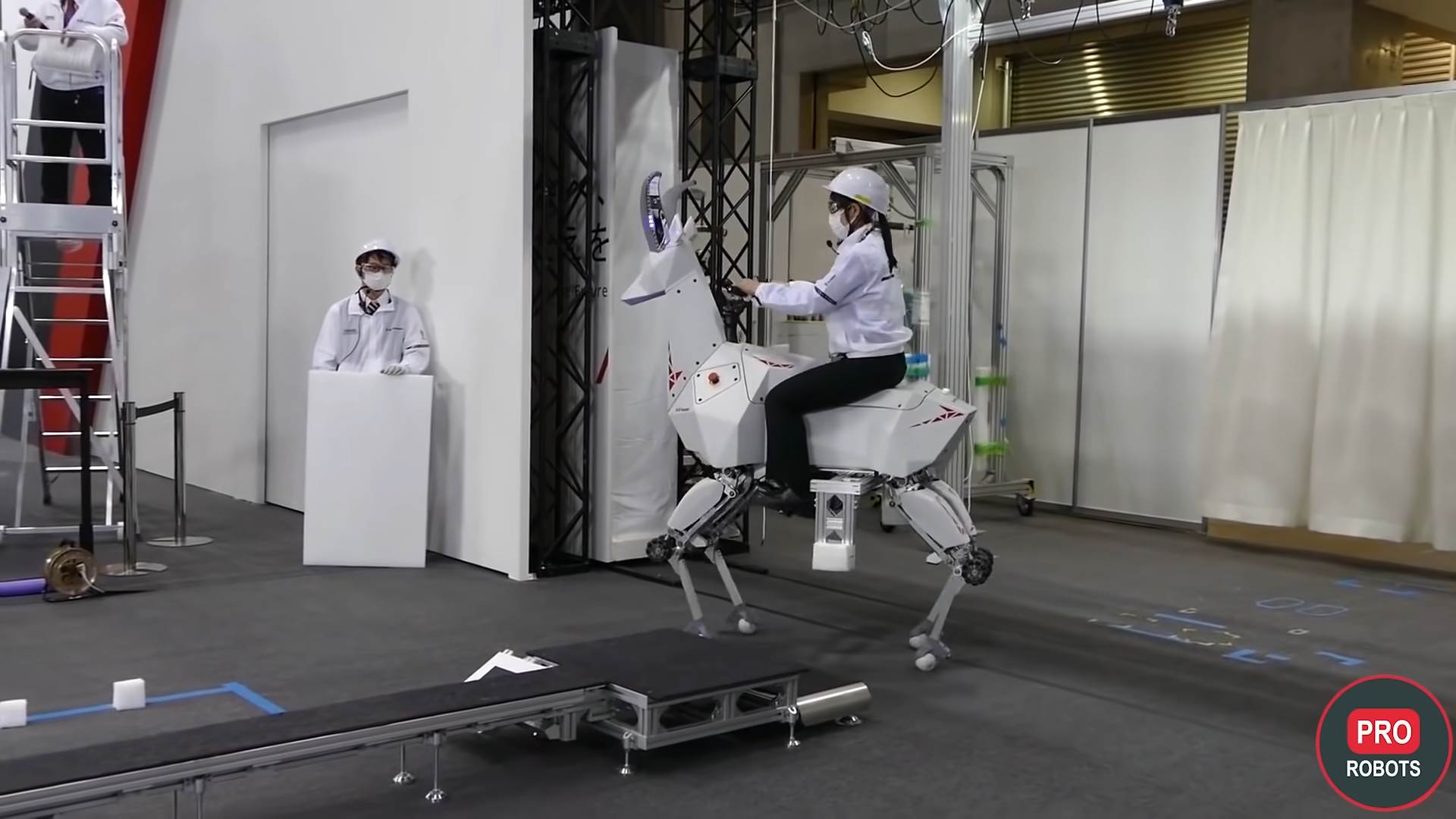 IREX 2022 - Japan's largest robot exhibition _ The latest robots and incredible gadgets! 2-11 screenshot.jpg