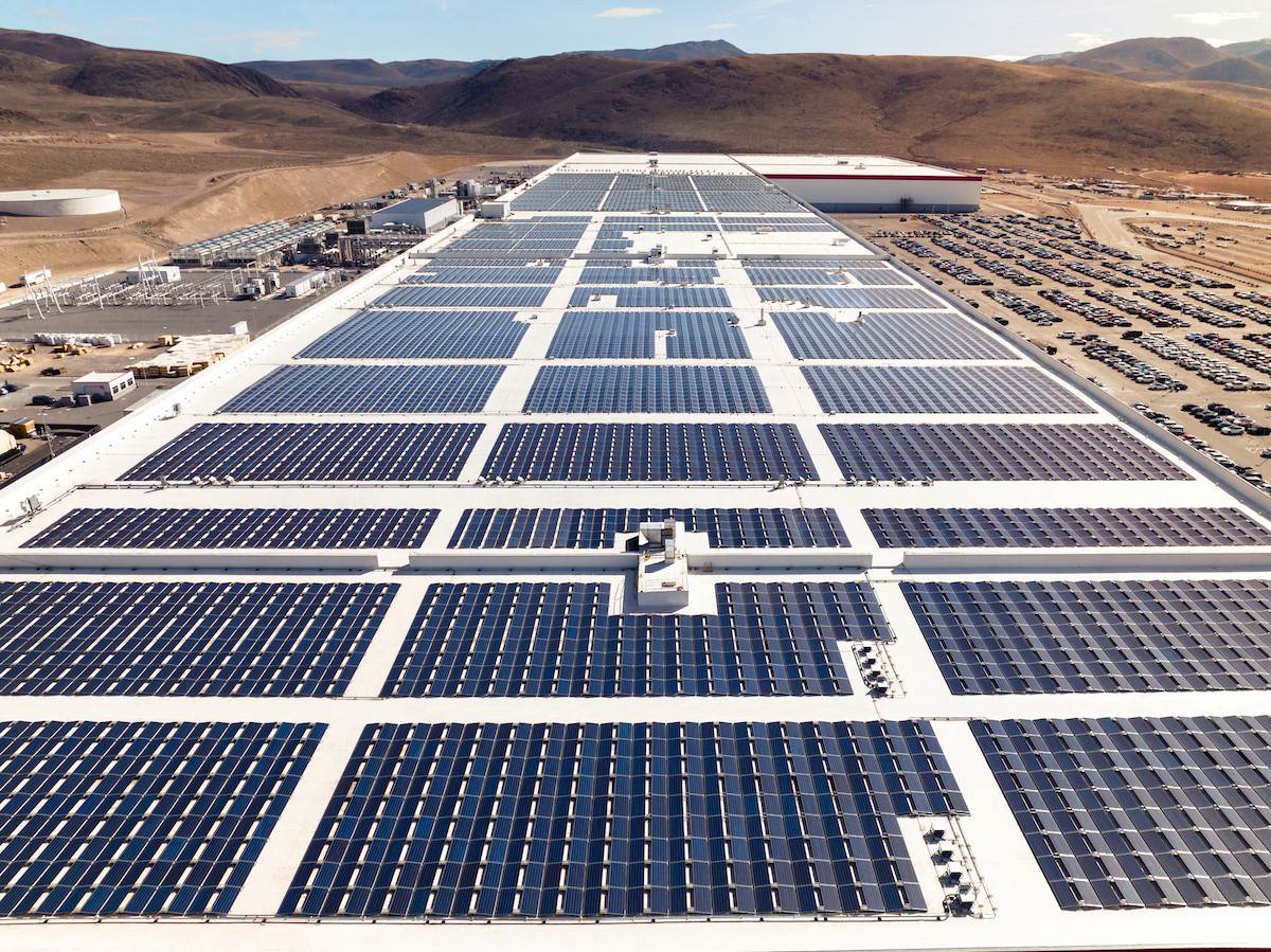 Kompanija Tesla prodala svoj Bitcoin