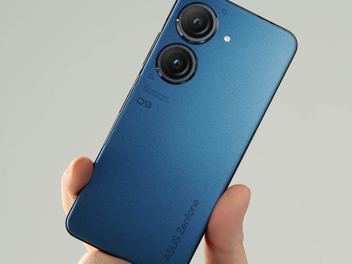 ASUS Zenfone 9 14.jpg