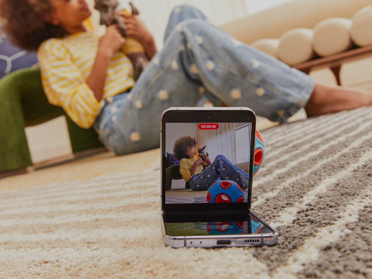 Samsung Galaxy Z Flip4 Slike (41).jpg