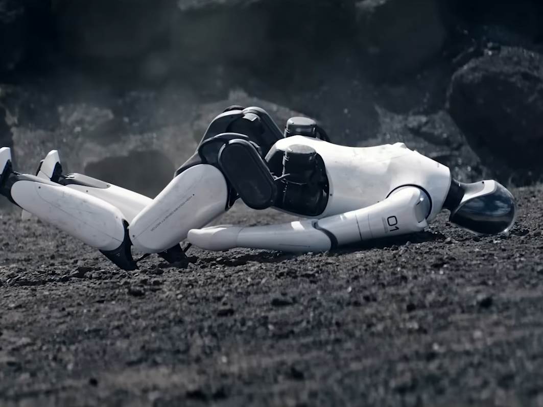 Meet our friend CyberOne 0-58 screenshot.png