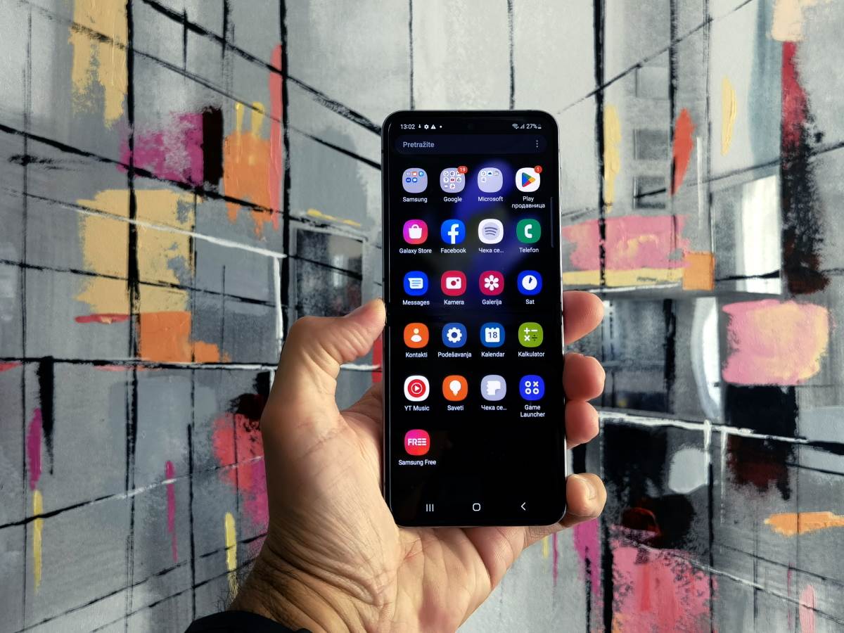 Samsung Galaxy Z Flip4 Slike Uživo (28).jpg