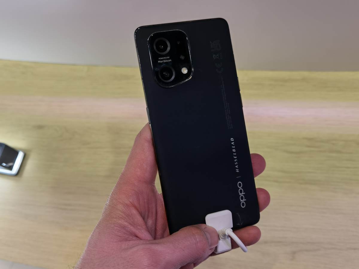 OPPO MWC 2022 (3).jpg