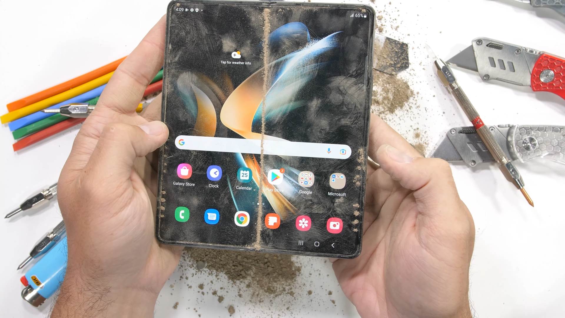 Samsung Z Fold 4 Durability Test! - Samsung says its 'Unbreakable'_! 6-5 screenshot.png