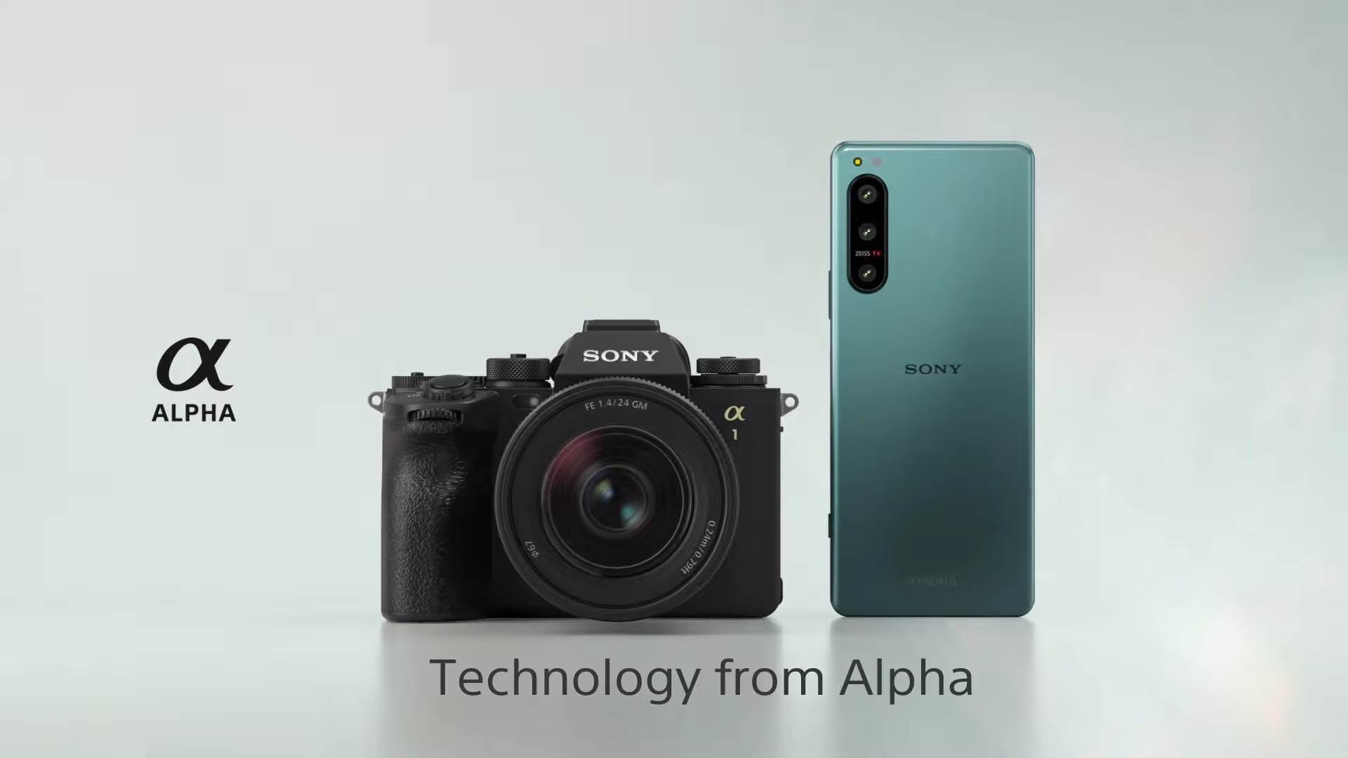 Xperia 5 IV - Creative freedom in a compact design__ 0-25 screenshot.png