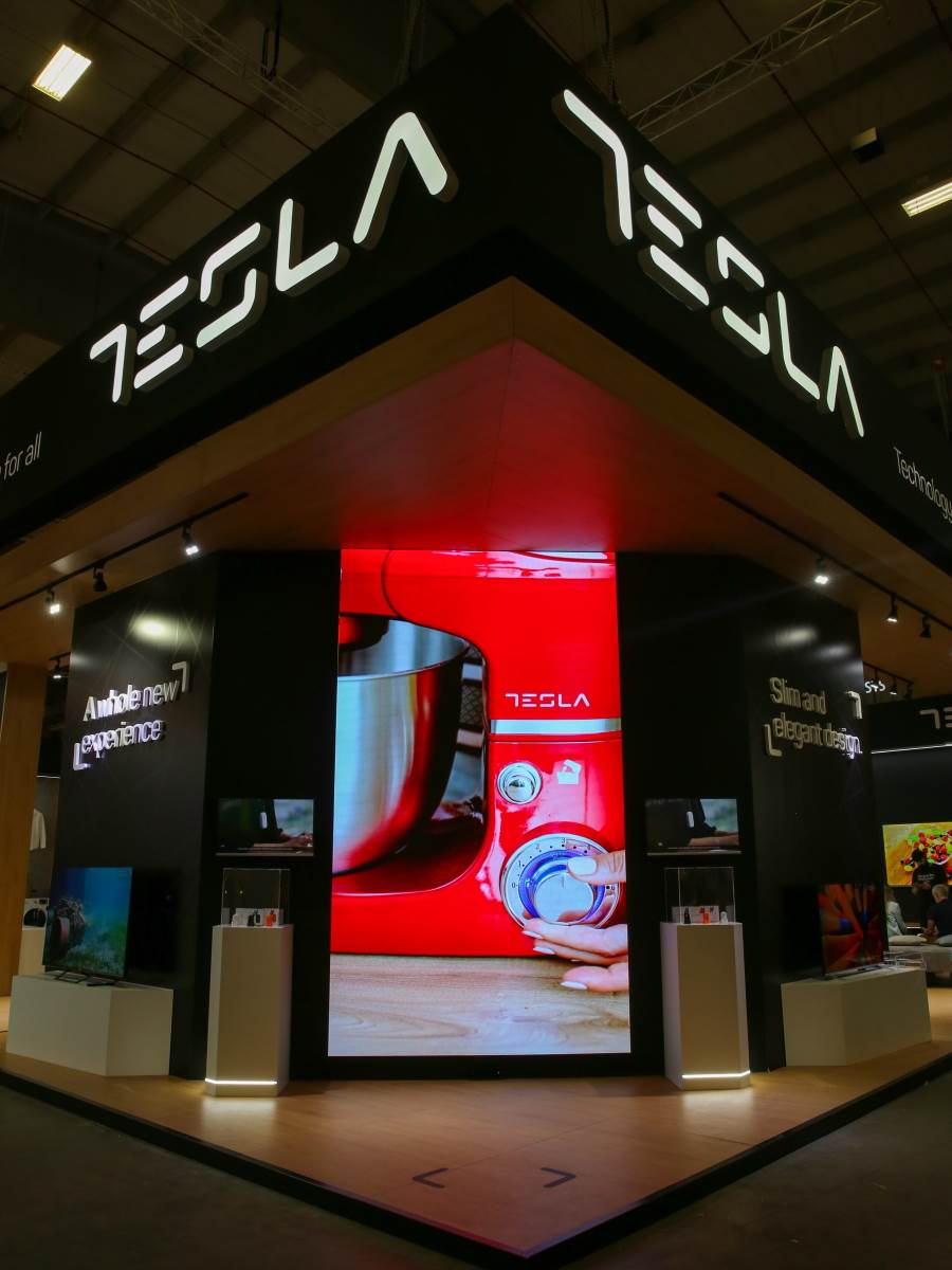 IFA Berlin Tesla foto Milena Djordjevic (84).jpg