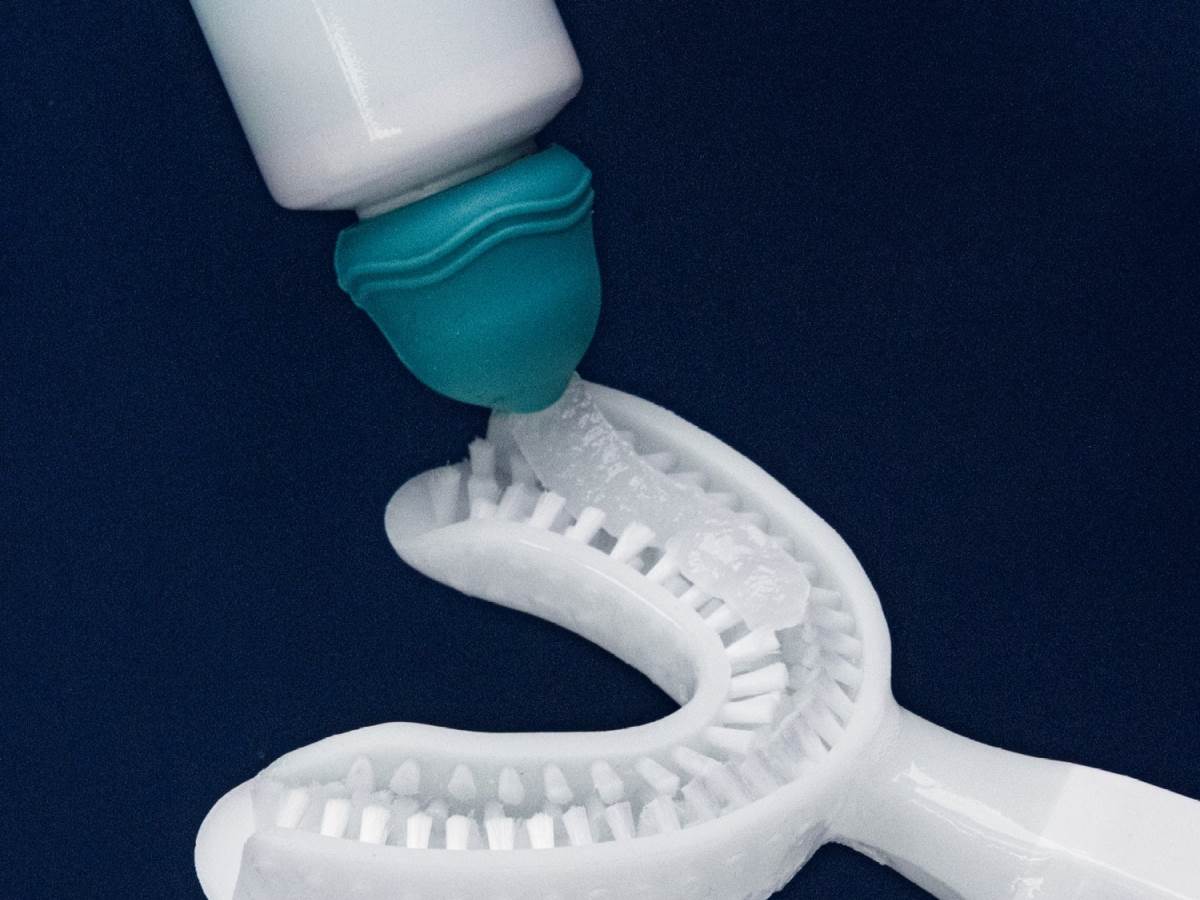 Y-Brush četkica pranje zuba za 10 sekundi 8.jpg