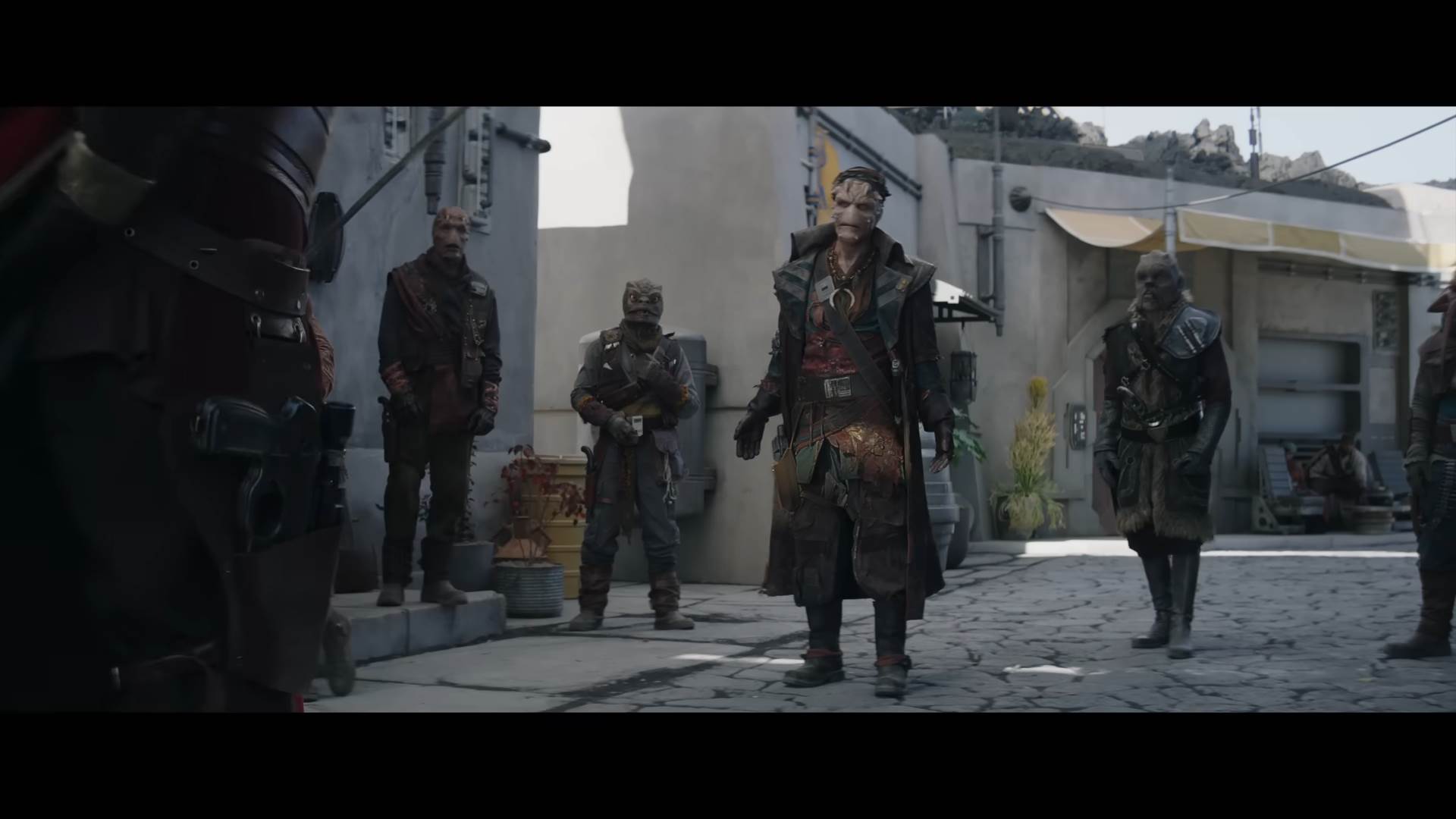 The Mandalorian _ Season 3 Teaser Trailer _ Disney+ 1-17 screenshot.png
