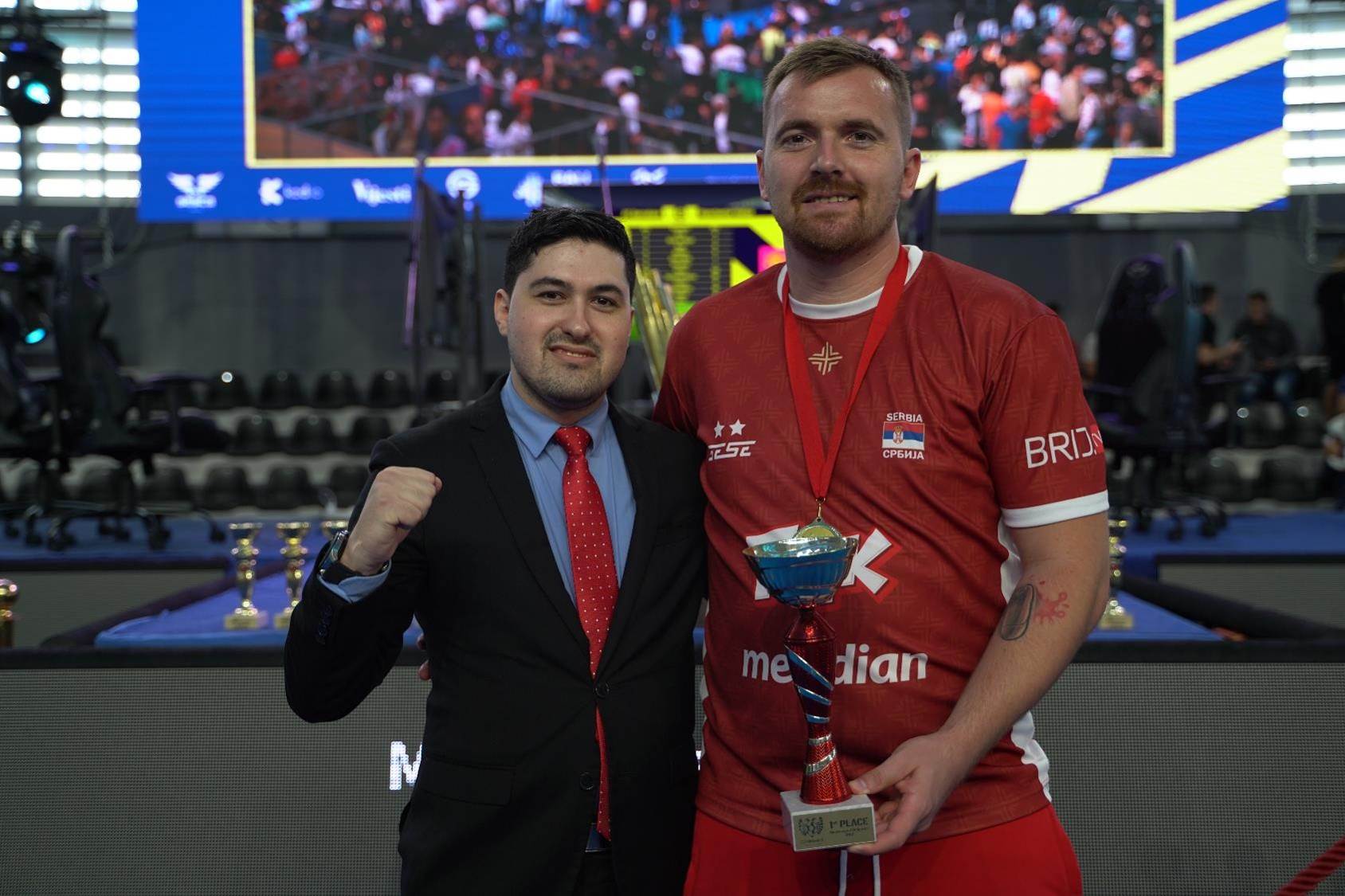 Ido Brosh, Predsednik Evropske Esport Federacije i naš šampion Marko Roksić.jpg