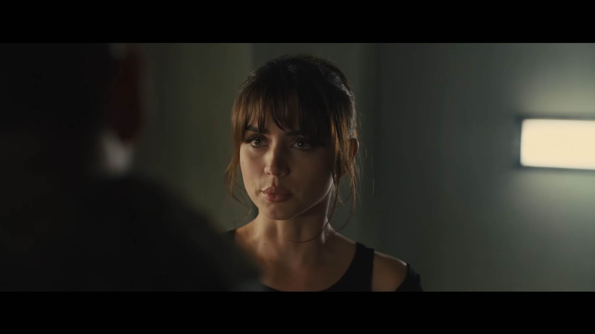 Blade Runner 2049 _ 4K Trailer _ Warner Bros. Entertainment 2-4 screenshot.png