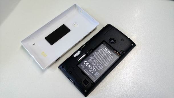 Nokia Lumia 520 Windows Phone info, opis, Secanje na Lumia 520 telefon