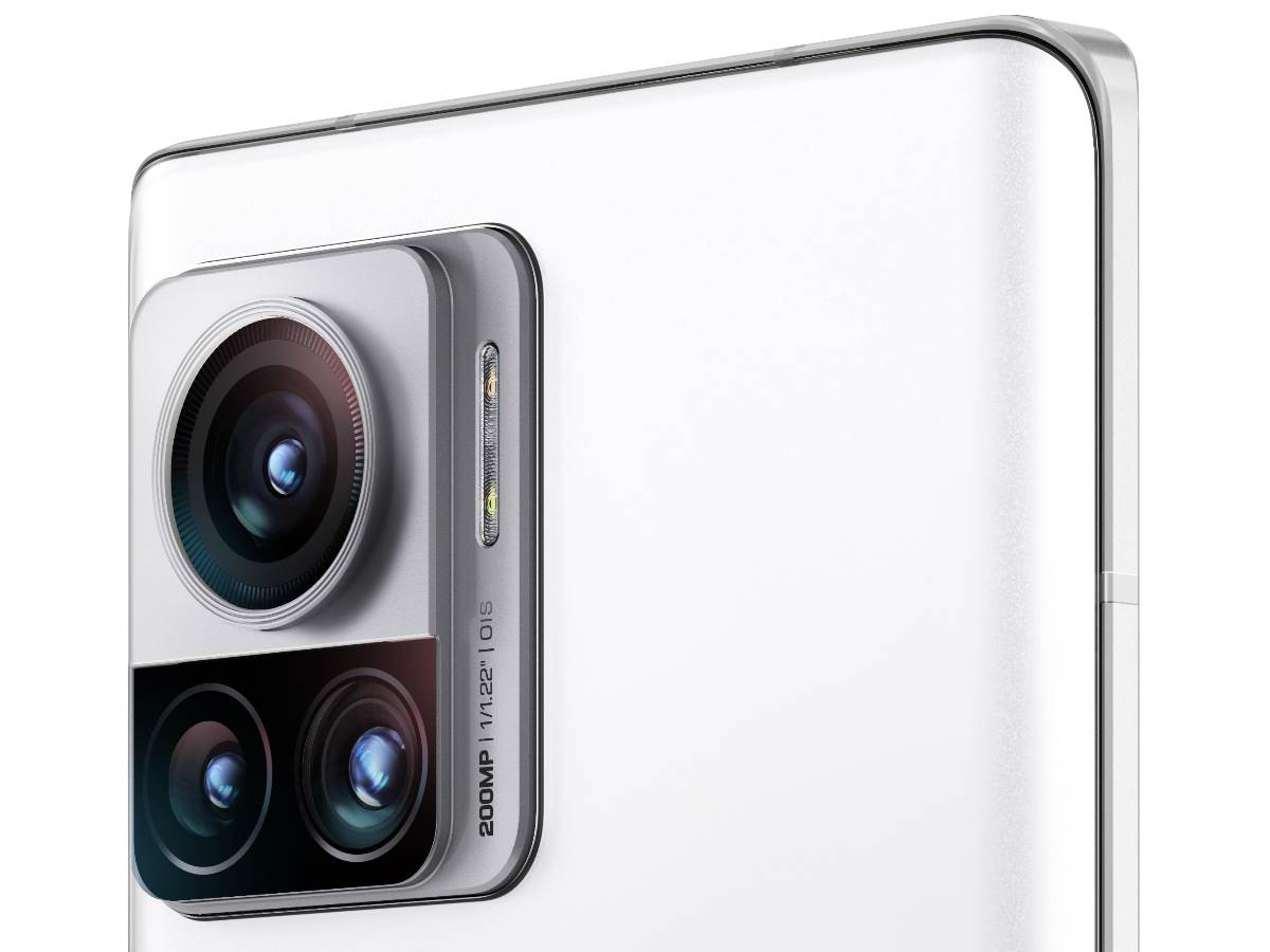 Motorola Edge 30 Ultra Bela boja 5.jpg