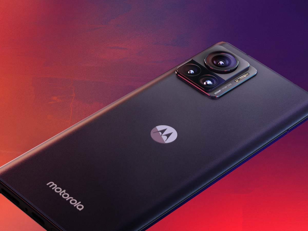 Motorola Edge 30 Ultra 6.jpg