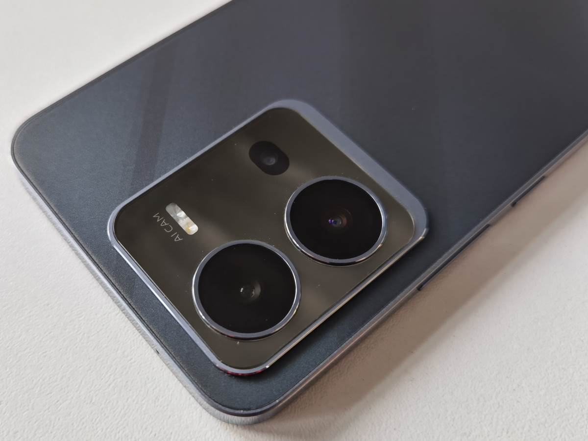 vivo X80 Lite mobilni telefon i vivo TWS Air Bluetooth slušalice (23).jpg