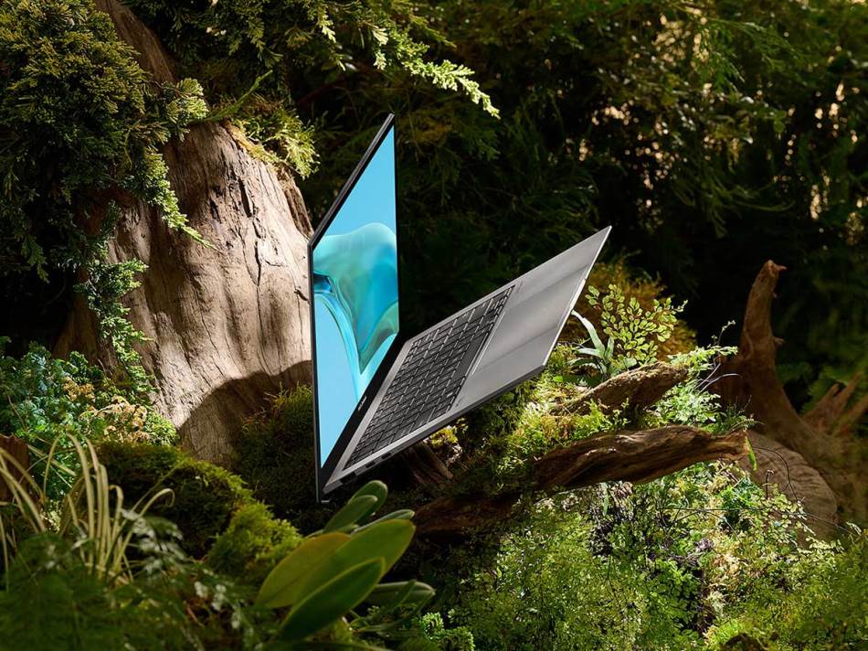 Zenbook S 13 OLED cena i specifikacije