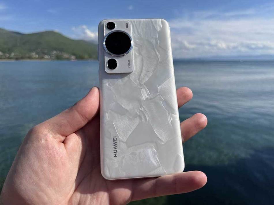 Huawei P60 Pro.jpg