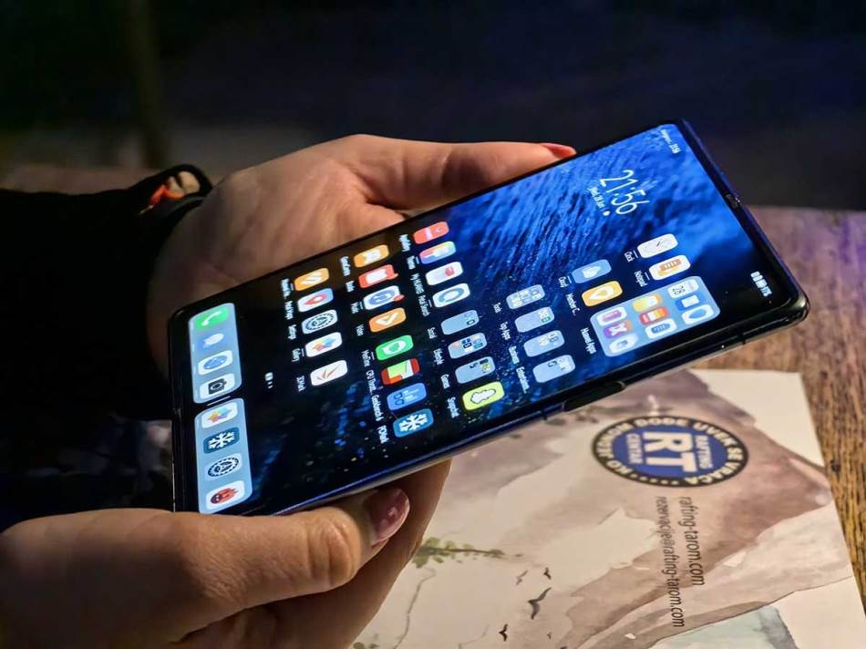 Huawei Mate X3 ekran