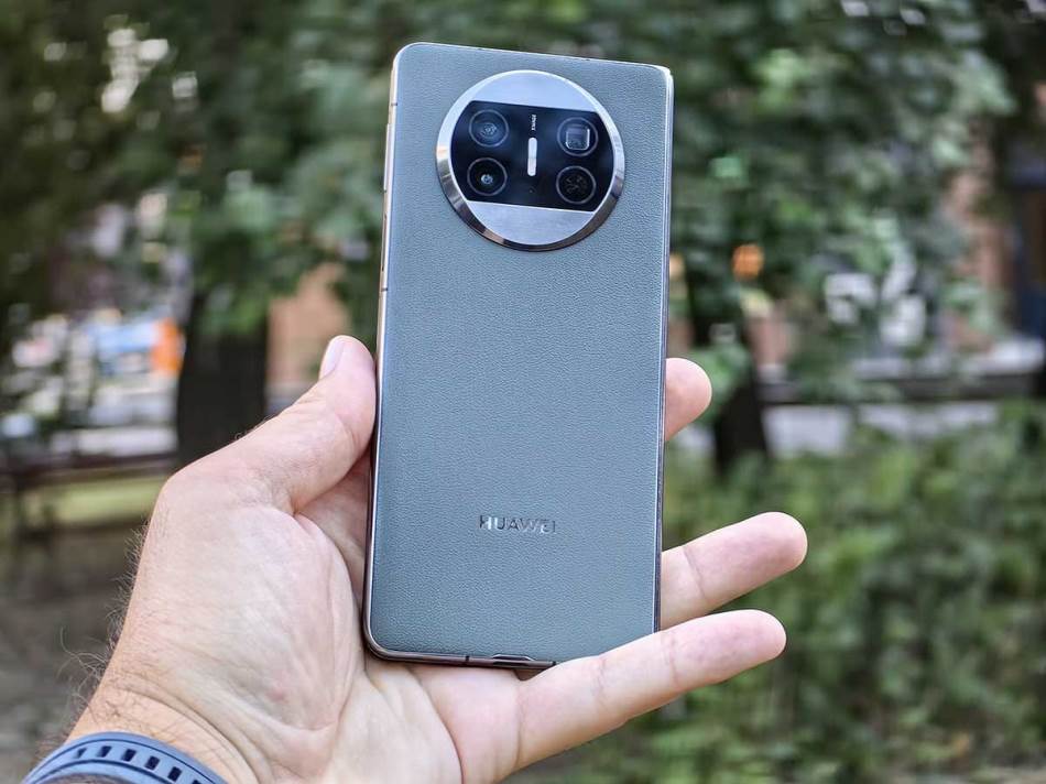 Huawei Mate X3 14.jpg
