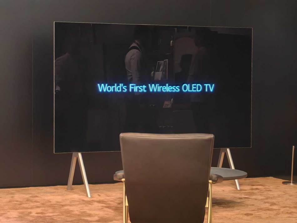 LG SIGNATURE OLED M bežični televizor