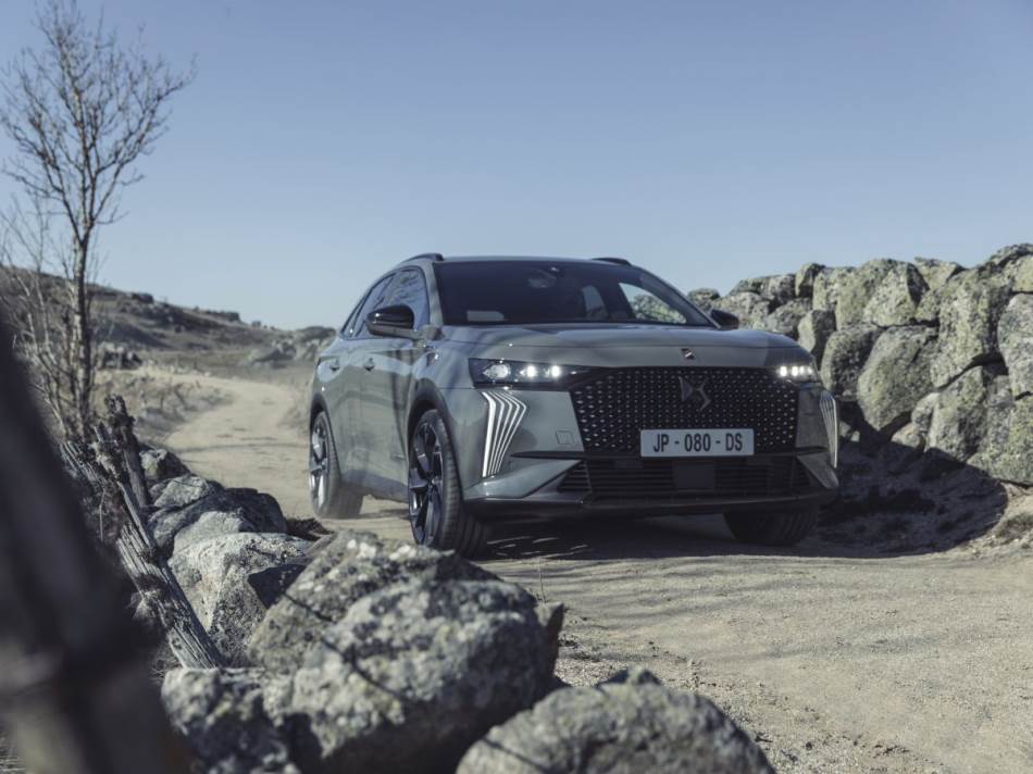 DS 7, DS Automobiles