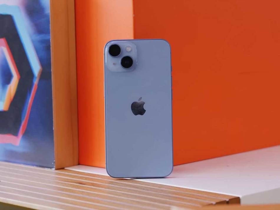 iPhone 14